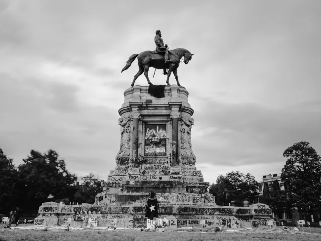 Confederate monument